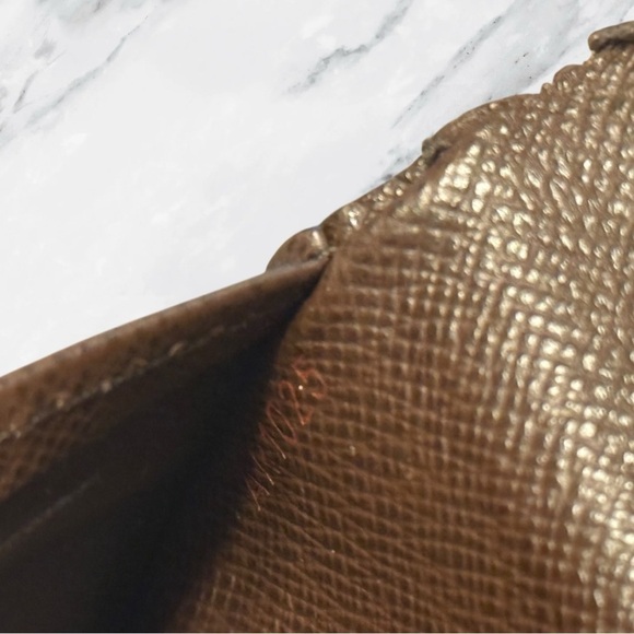 Louis Vuitton Authentic Camier Porte Valeurs Cartes Long Wallet Passport Holder - Picture 9 of 9